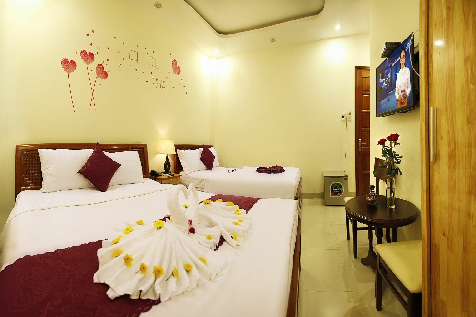 Victori Hotel Danang מראה חיצוני תמונה