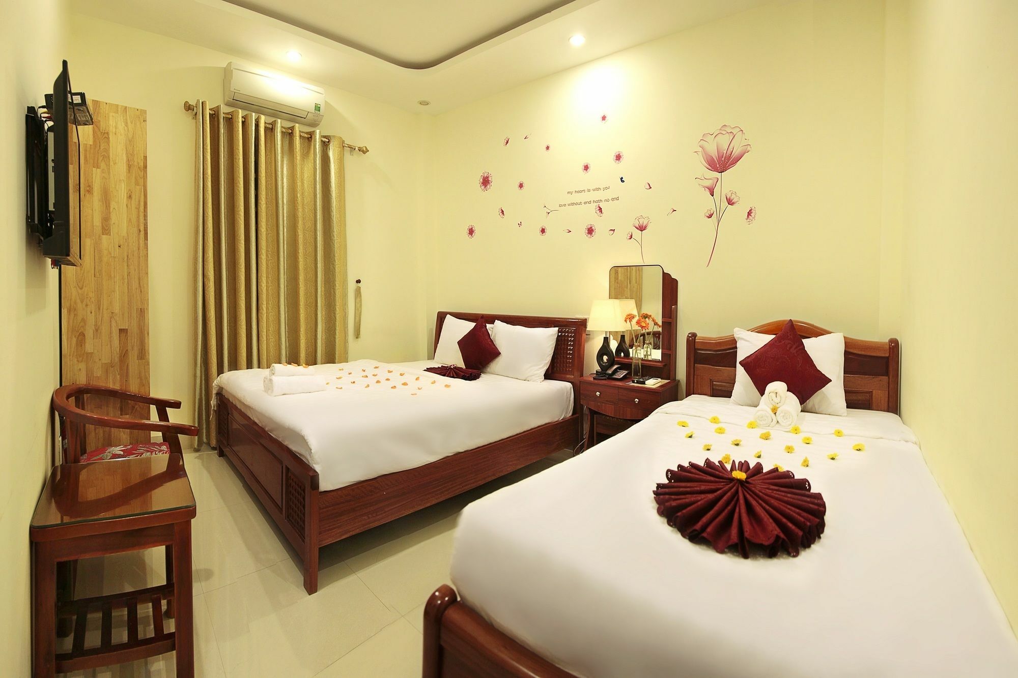 Victori Hotel Danang מראה חיצוני תמונה